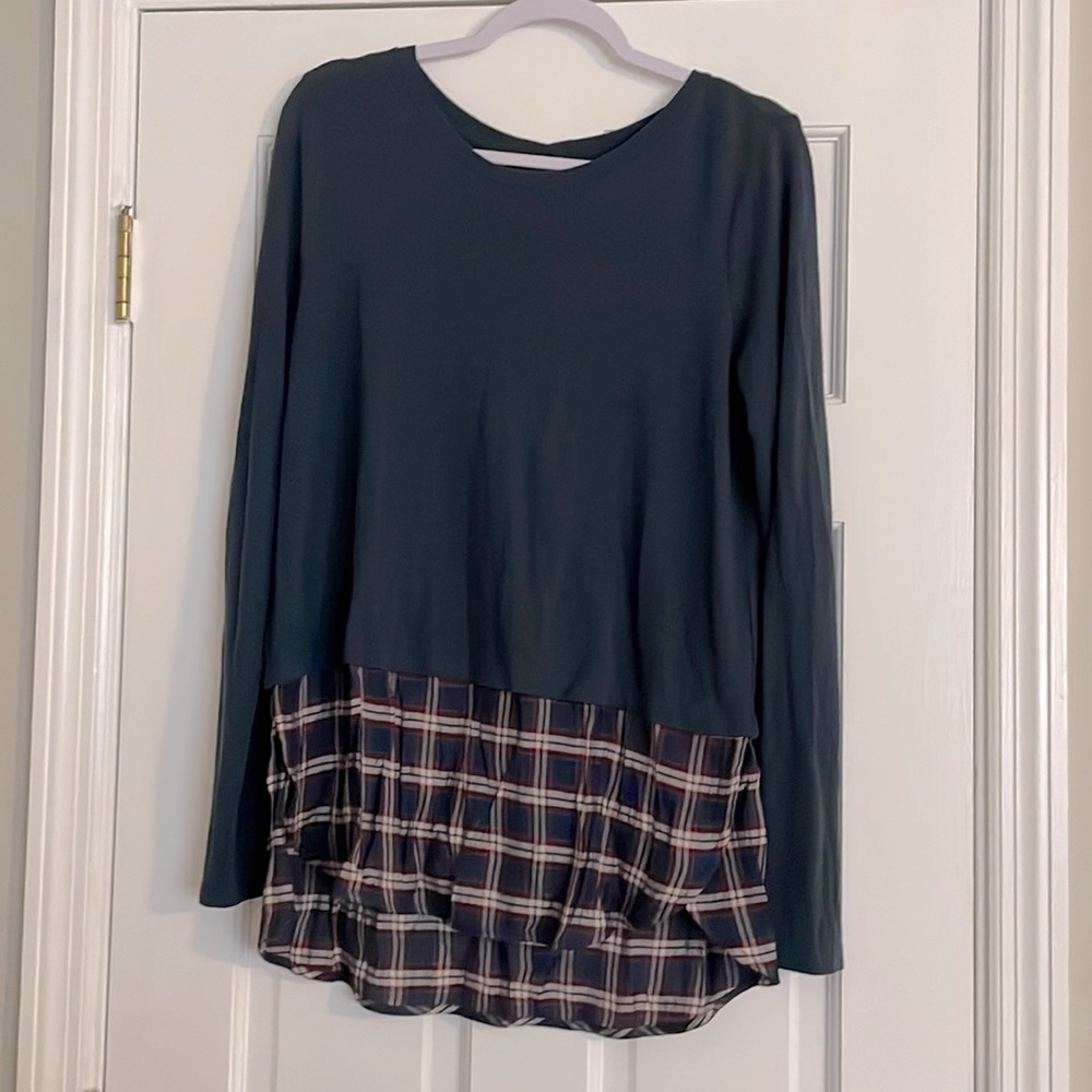 Loft long sleeved shirt